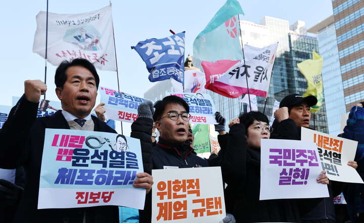 Antyprezydencka demonstracja w Seulu, stolicy Korei Południowej / autor: PAP/EPA/HAN MYUNG-GU