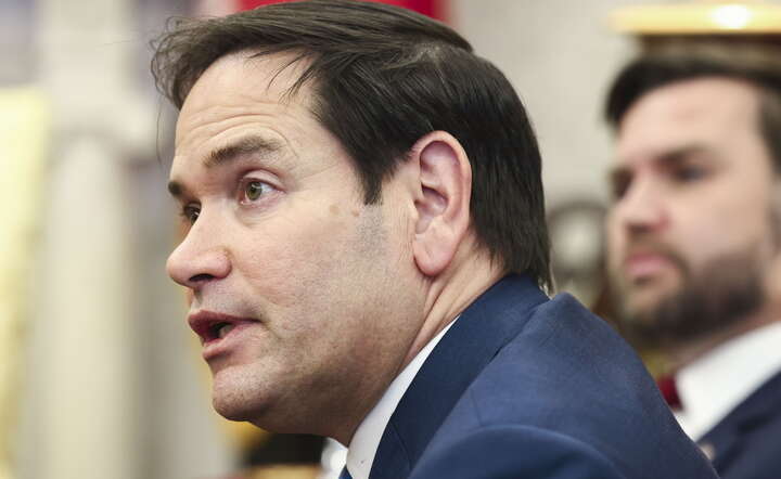 Sekretarz stanu USA Marco Rubio / autor: PAP/EPA/JIM LO SCALZO