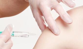 Holandia: Wyciek danych osób zarejestrowanych do szczepień