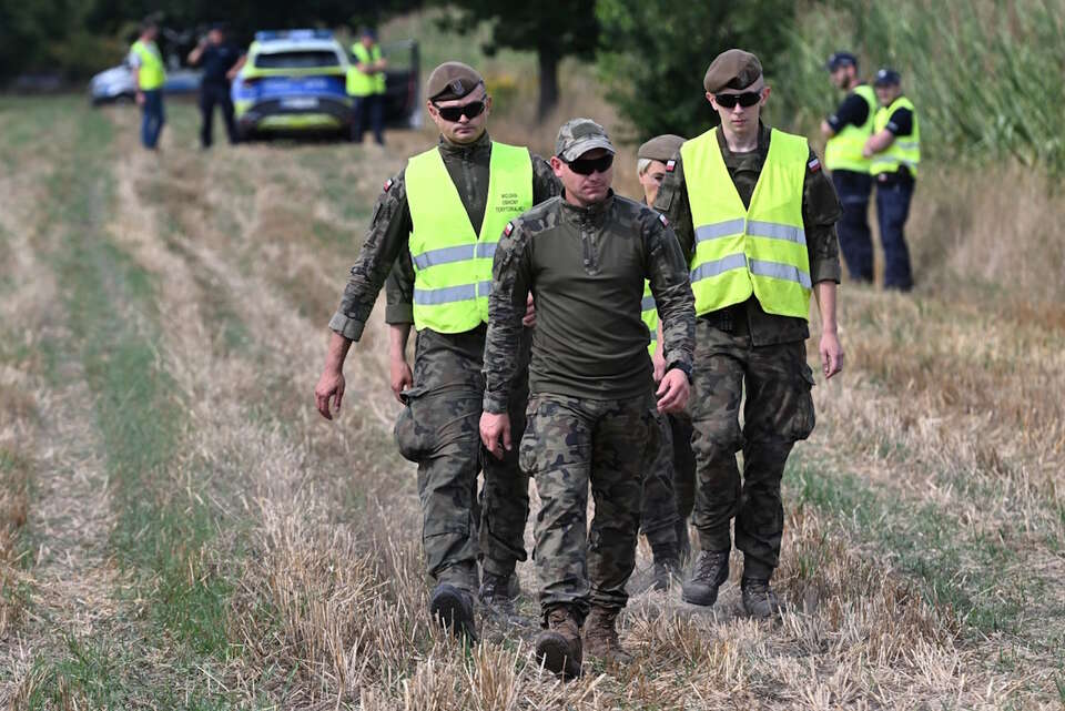 Osiny, miejsce upadku wojskowego drona / autor: PAP/Paweł Jargiło