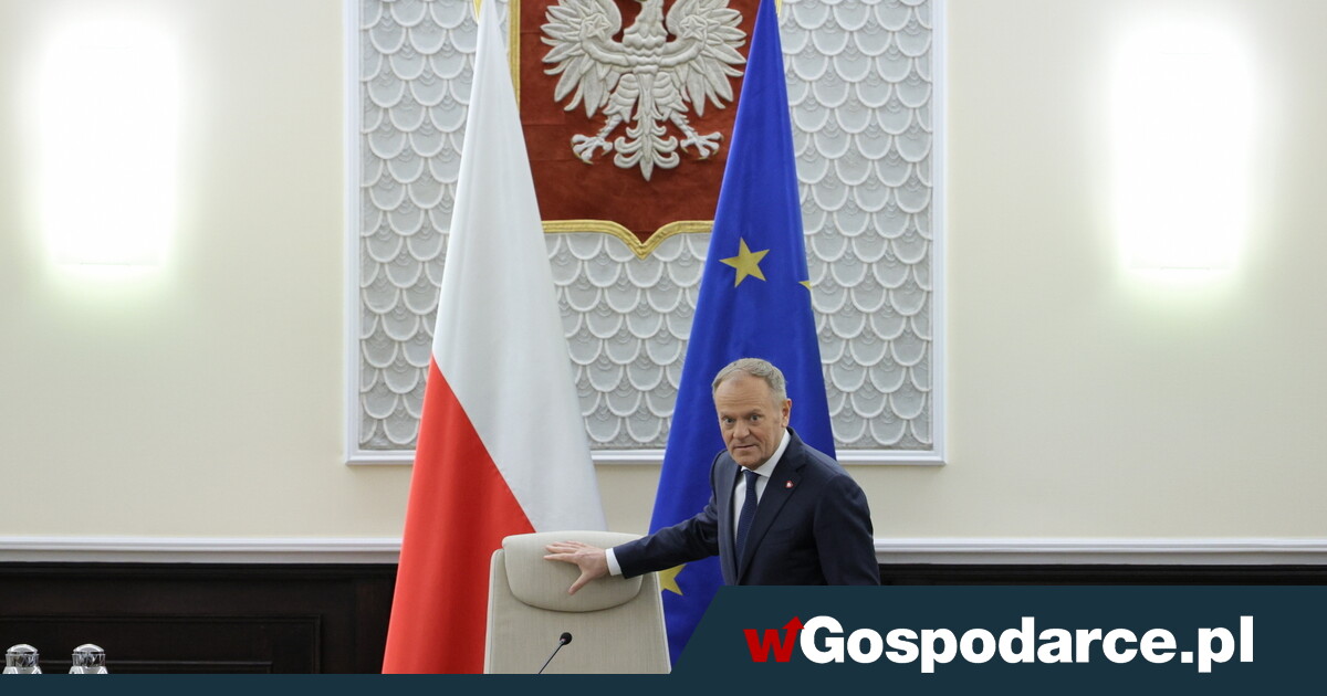 Ponad połowa smerfów negatywnie o pracy rządu