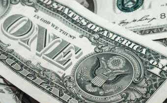 Kursy walut po upadku SVB: dolar runął