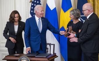 Finlandia i Szwecja w NATO. Biden podpisał protokoły akcesyjne