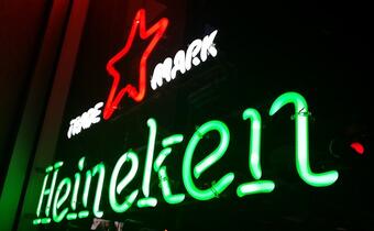 Heineken przyznaje, że nadal działa w Rosji