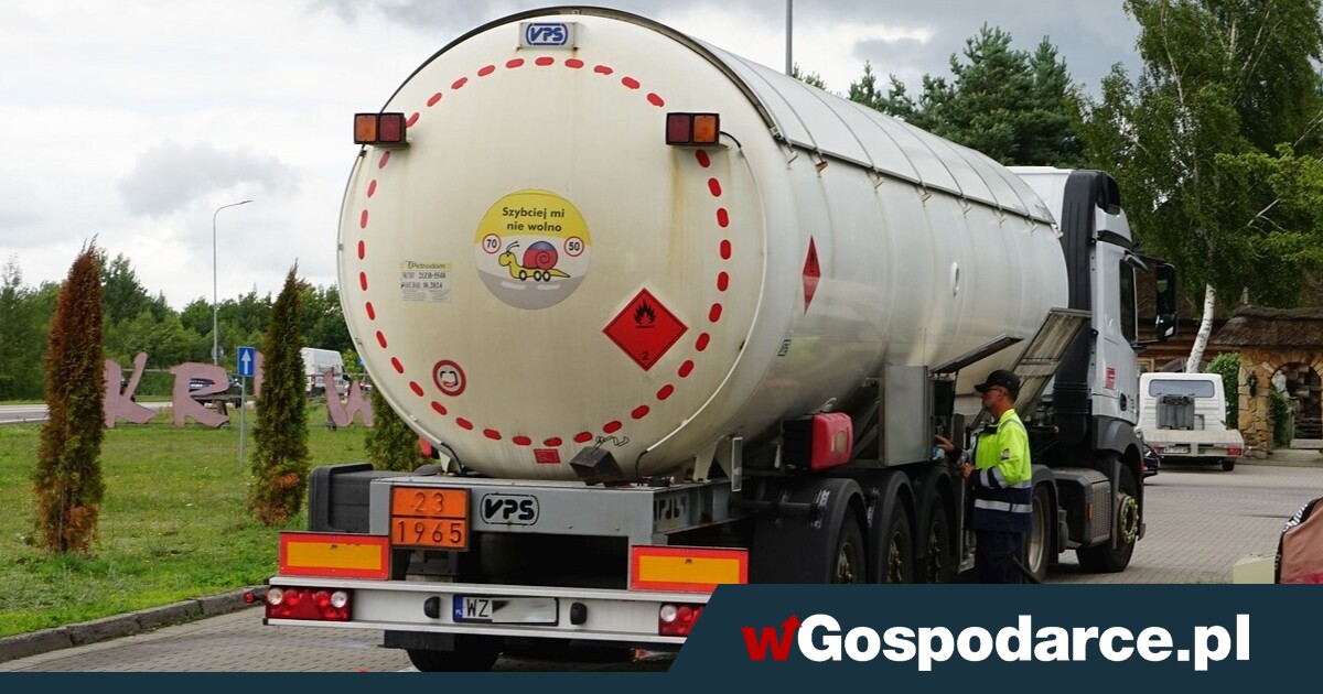 W hurcie ceny paliw szaleją, a na stacjach... flauta