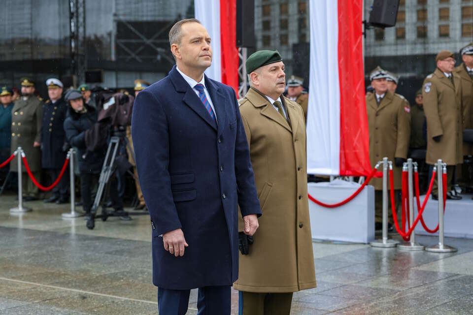 Prezydent Karol Nawrocki i gen. Wiesław Kukuła / autor: PAP/Rafał Guz