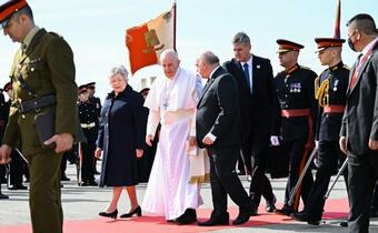 Papież Franciszek apeluje o wielkanocny rozejm