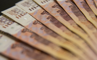 Rubel spadł w czwartek o prawie 10 procent