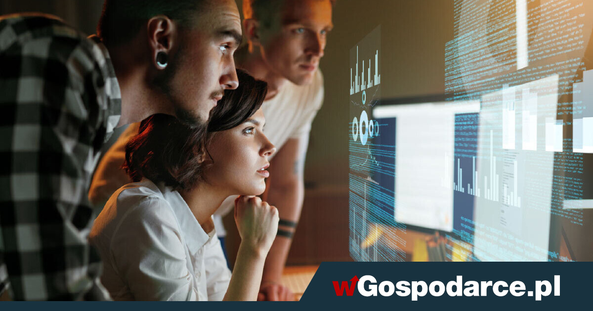 Ludzie i cyfrowi współpracownicy jak jeden zespół