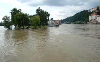 Minister Gróbarczyk bierze się za powodzie