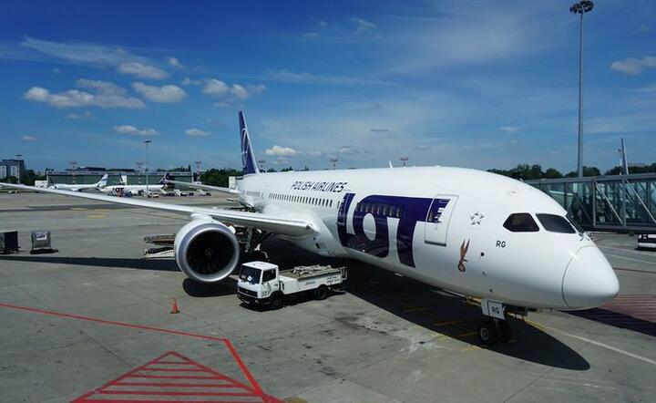 Polski przewoźnik lotniczy ze względów bezpieczeństwa zmienia trasy przelotów do Singapuru / autor: Fratria / MK