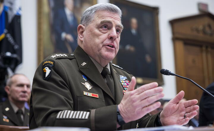 przewodniczący Kolegium Połączonych Szefów Sztabów Sił Zbrojnych USA generał Mark Milley / autor: fotoserwis PAP
