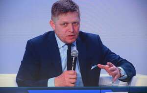Archiwalne zdjęcie - Robert Fico na CEE Innovators Summit / autor: Fratria