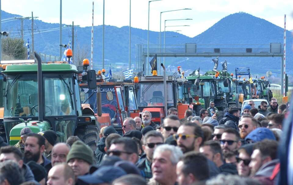 Sprawa Mercosur. Rolnicy z Grecji zaostrzają protest