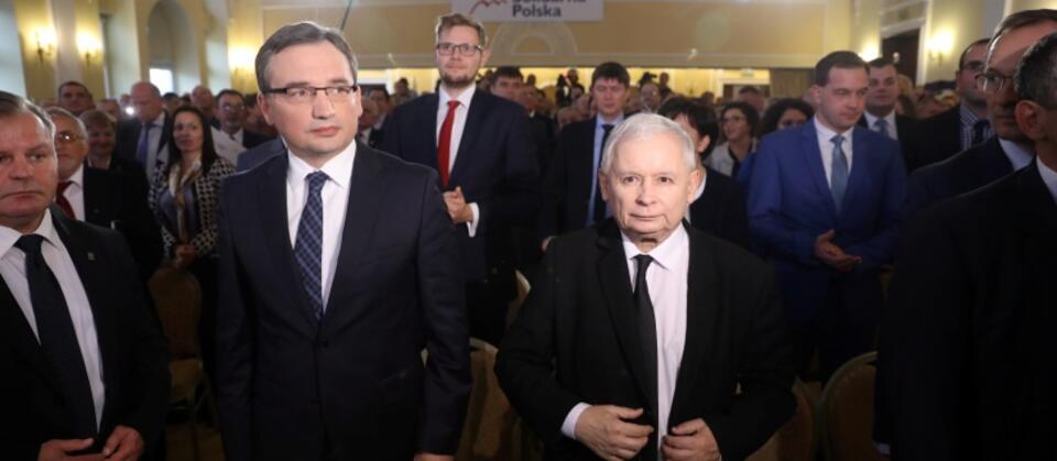 Jarosław Kaczyński i Zbigniew Ziobro / autor: PAP/Rafał Guz