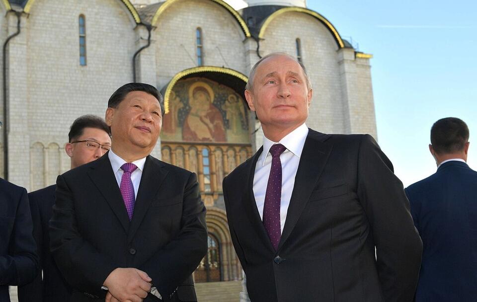 Prezydent Chin Xi Jinping i prezydent Rosji Władimir Putin / autor: commons.wikimedia.org/The Presidential Press and Information Office/CC BY 4.0