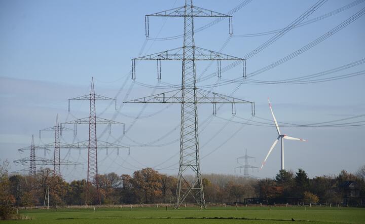 Zaskakujący wzrost produkcji energii elektrycznej w październiku