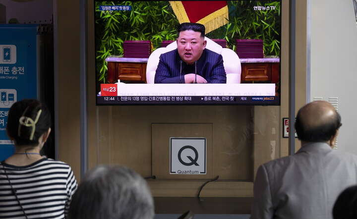 Informacje dotyczące polityki Korei Północnej i jej przywódcy Kim Dzong Unasą pilnie śledzone przez Koreańczyków z Południa / autor: JEON HEON-KYUN/EPA/PAP