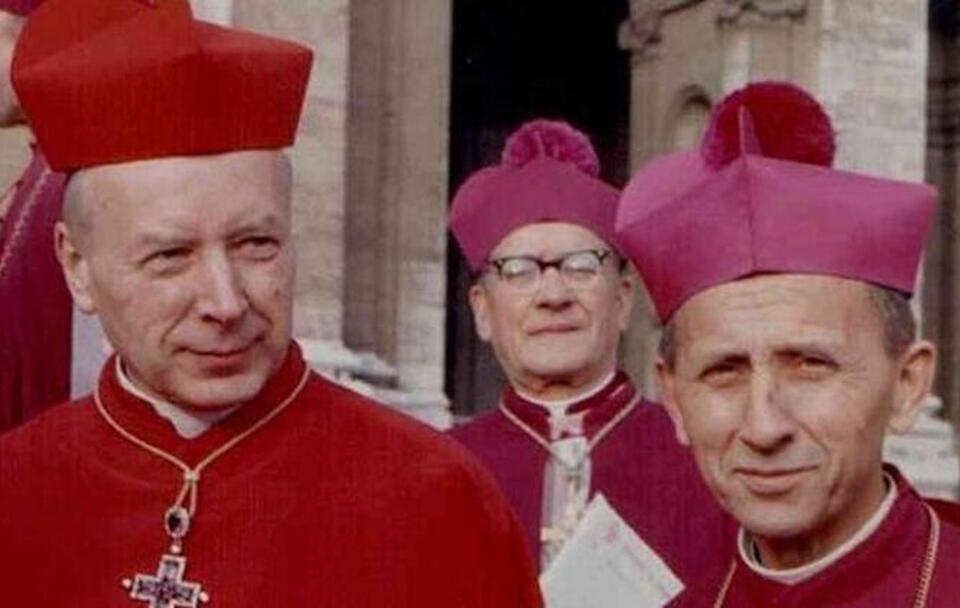 Antoni Baraniak (po prawej) wraz z kardynałem Stefanem Wyszyńskim (po lewej) / autor: Wikomedia Commons-Roland von Bagratuni / CCO