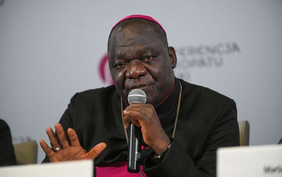 Bp John Bakeni / autor: PAP/Marcin Obara