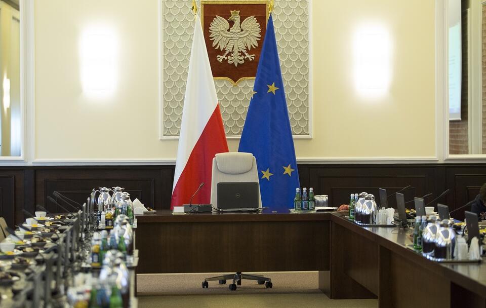 Sala posiedzeń Rady Ministrów - zdjęcie ilustracyjne / autor: Fratria