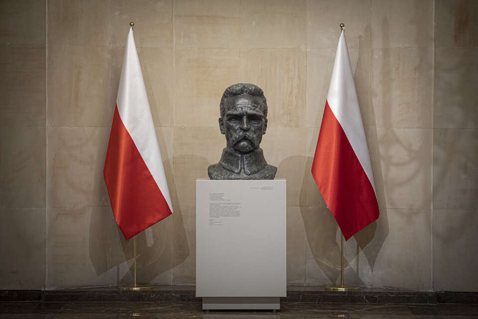 Popiersie marszałka Józefa Piłsudskiego / autor: Fratria