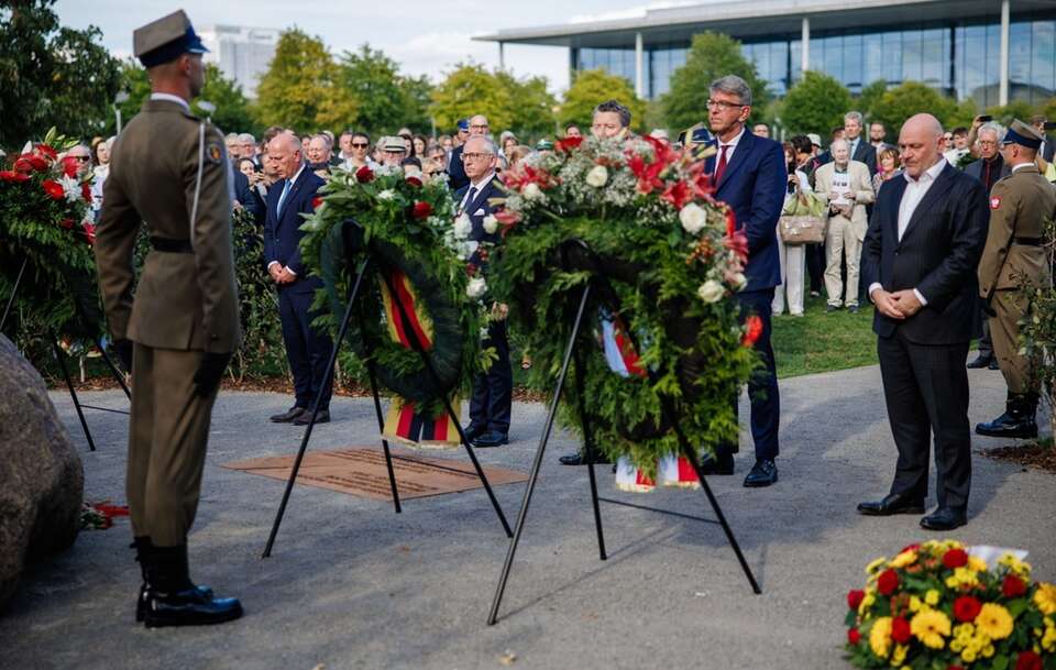 Niemcy oddały hołd polskim ofiarom II wojny światowej