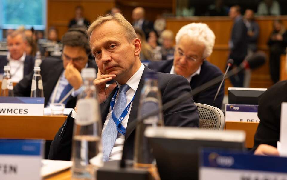 Komisarz Piotr Serafin / autor: More pictures and videos: connect@epp.eu, CC BY 2.0 <https://creativecommons.org/licenses/by/2.0>, via Wikimedia Commons