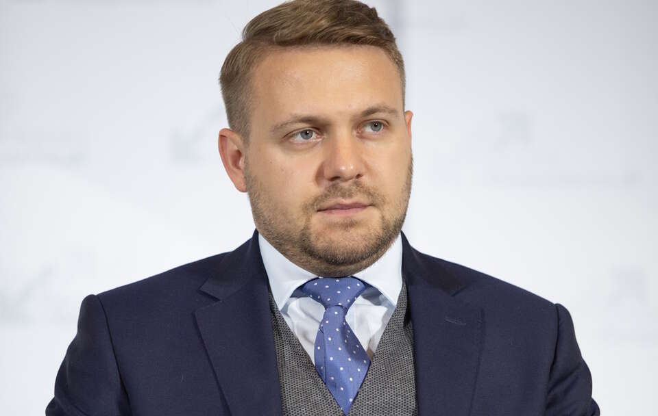europoseł Jacek Ozdoba / autor: Fratria