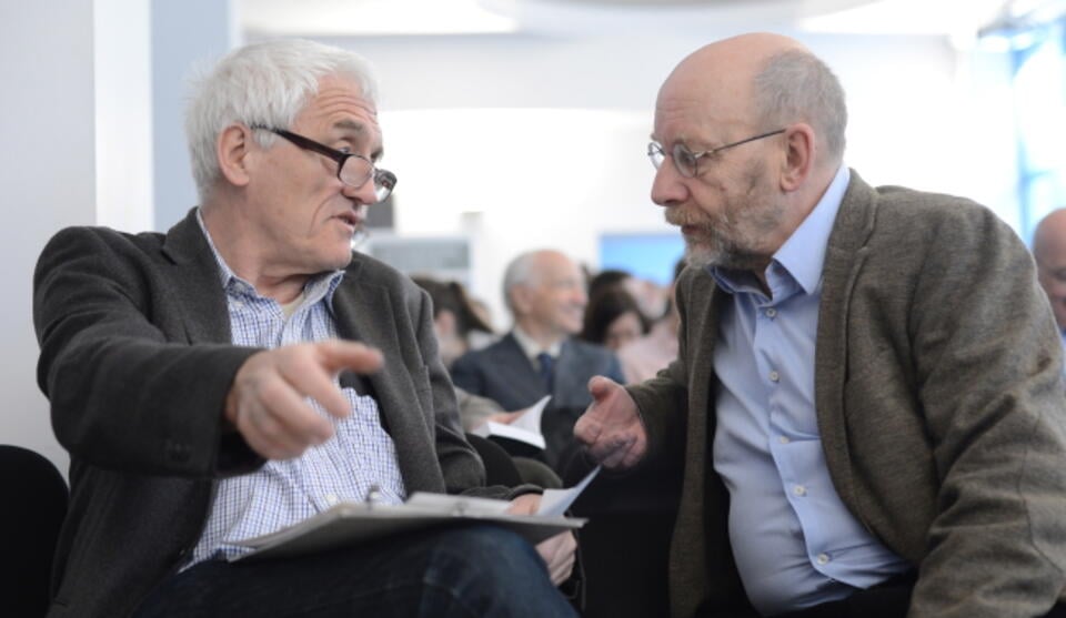 prof. Jan Gross (z lewej) i prof. Paweł Śpiewak, dyrektor Żydowskiego Instytutu Historycznego. Fot. PAP/Jacek Turczyk