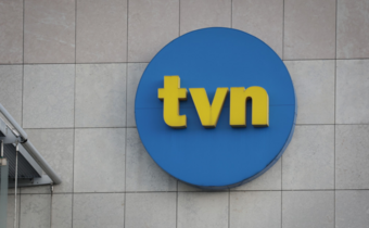 Były pracownik TVN pozywa stację, zarzuca łamanie prawa pracy