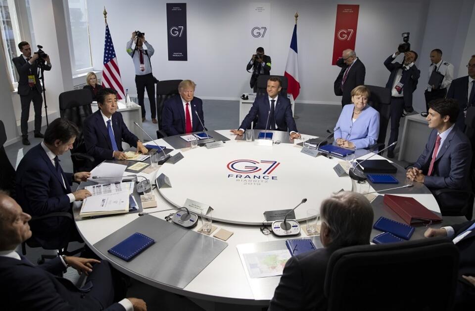 autor: 	PAP/EPA/IAN LANGSDON / POOL