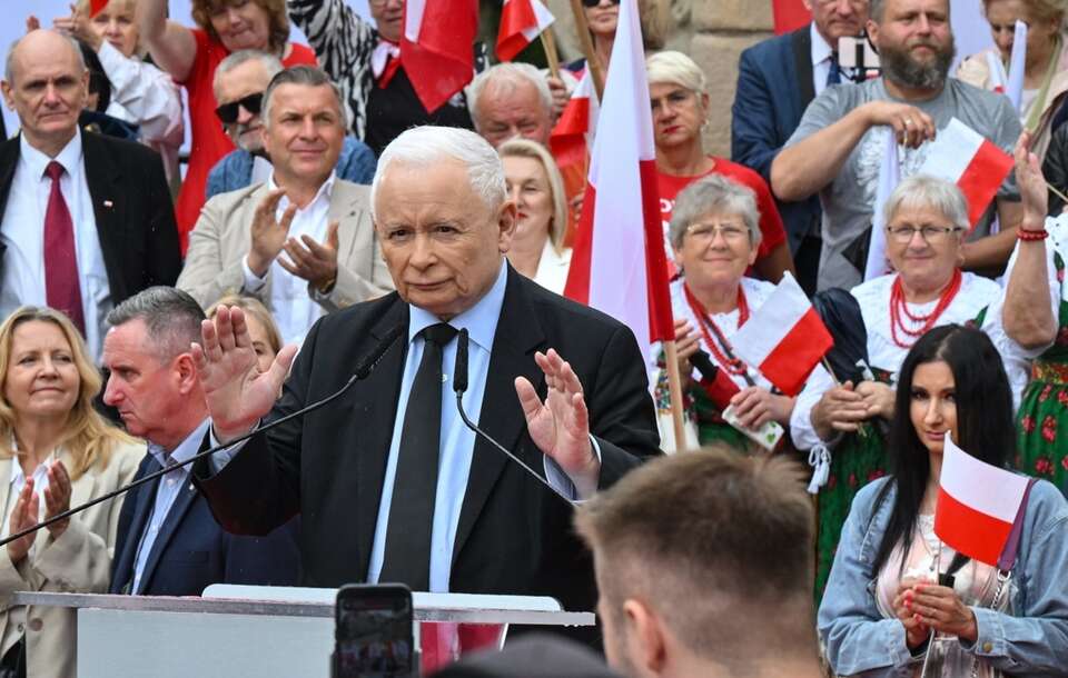Szokujące afery KO! Prezes PiS na konwencji: Oni są poza kulturą