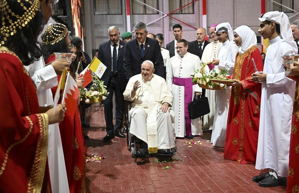 Papież Franciszek w Bahrajnie  / autor: PAP/EPA