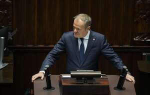 Donald Tusk w Sejmie / autor: PAP/Tomasz Gzell