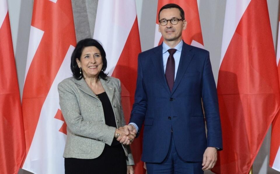 Premier Mateusz Morawiecki i prezydent Gruzji Salome Zurabiszwili  / autor:  	PAP/Jakub Kamiński