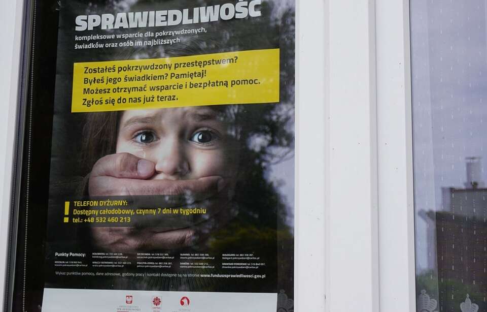 Plakat reklamujący Fundusz Sprawiedliwości / autor: Fratria