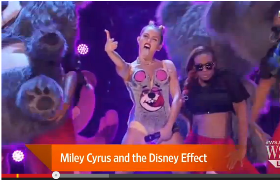 screenshot z YouTube