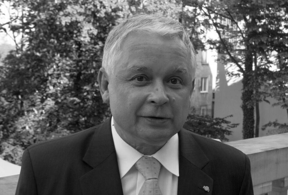 Prezydent Lech Kaczyński w 2009 r. / autor: Fratria