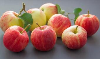 Jabłka na targu droższe o ... 500 proc.