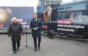 Prezes PiS Jarosław Kaczyński i Mariusz Błaszczak / autor: PAP/Tomasz Gzell