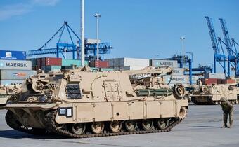 Amerykański sprzęt wojskowy przeładowany w Porcie Gdynia