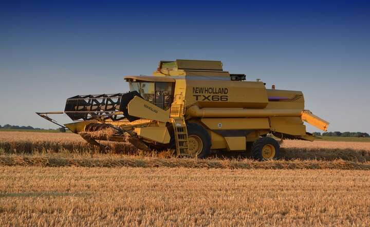 Zawyżali ceny kombajnów. Aż 340 mln zł kar od UOKiK