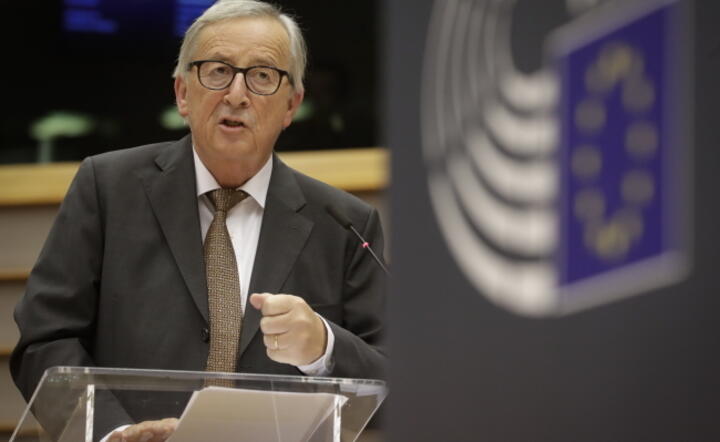 Przewodniczący Komisji Europejskiej Jean-Claude Juncker przemawia w Parlemancie Europejskim / autor: PAP/EPA/Olivier Hoslet
