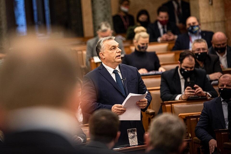 Premier Viktor Orban w węgierskim parlamencie / autor: Facebook/Orbán Viktor