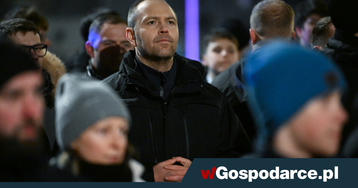 Президент Кароль Навроцки участвовал в 11. Ночная тайна креста