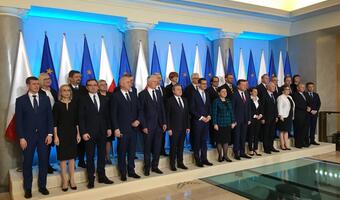 6 nowych ministrów, 3 „odświeżonych”