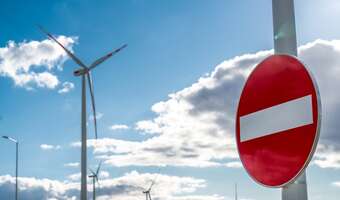 Nadciąga katastrofa! Niszczący nadmiar energii z OZE
