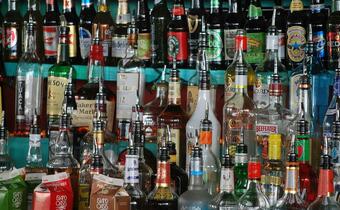 Branża alkoholowa wyjątkowo oporna w regulowaniu faktur