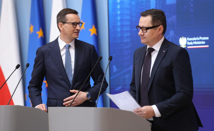 Mateusz Morawiecki i Jakub Kiwior, dyrektor zarządzający regionem Europy Środkowo-Wschodniej w Visa / autor: PAP